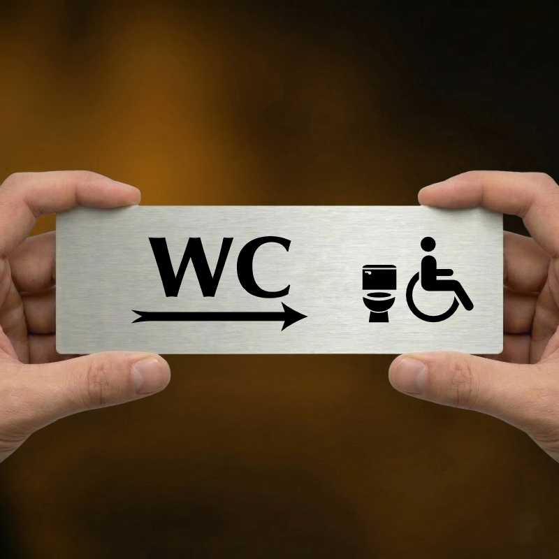 WC invalida vpravo, 200x66mm, stříbrná popiska s okrasným rámečkem  