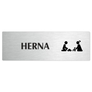 Herna, stříbrná popiska na dveře