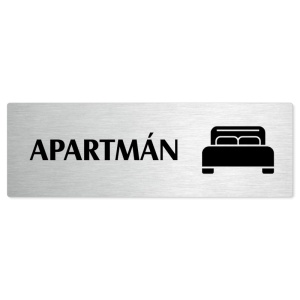 Apartmán, stříbrná popiska na dveře