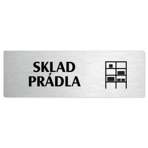 Sklad prádla, stříbrná popiska na dveře