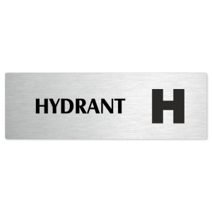 Hydrant, stříbrná popiska na dveře