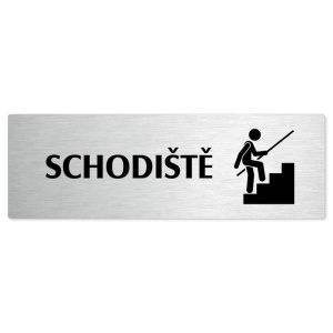 Schodiště, stříbrná popiska na dveře
