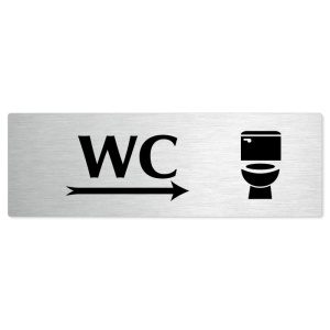 WC vpravo, stříbrná popiska na dveře