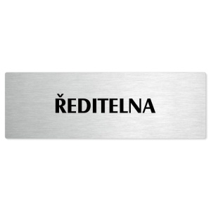Ředitelna, stříbrná popiska na dveře