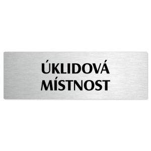 Úklidová místnost, stříbrná popiska na dveře
