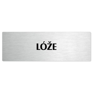 Lóže, stříbrná popiska na dveře