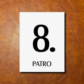 8 PATRO, bílá cedulka 150x200mm 